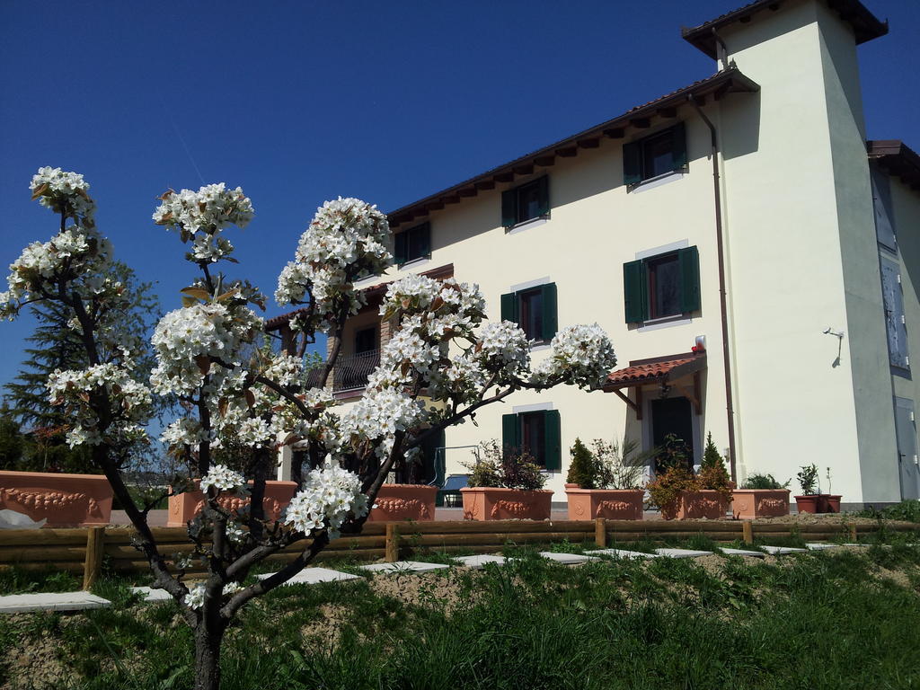 Cascina Rosa Camilla Bed and Breakfast Carpeneto Exteriör bild